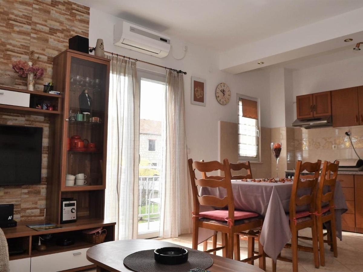 Apartment Manigo Supetar Zewnętrze zdjęcie