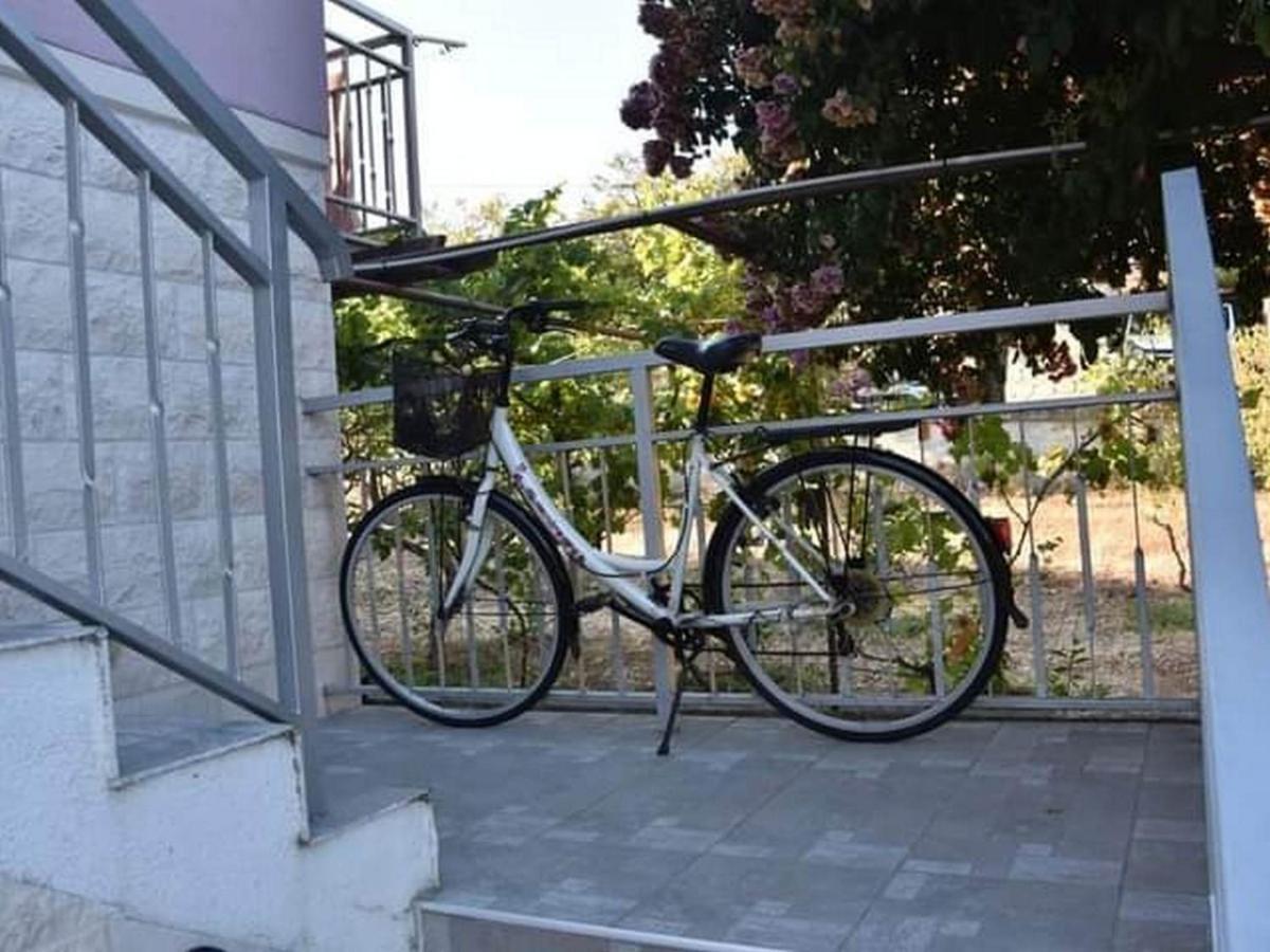 Apartment Manigo Supetar Zewnętrze zdjęcie