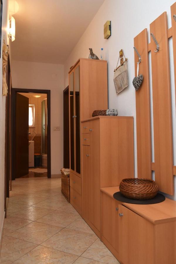Apartment Manigo Supetar Zewnętrze zdjęcie