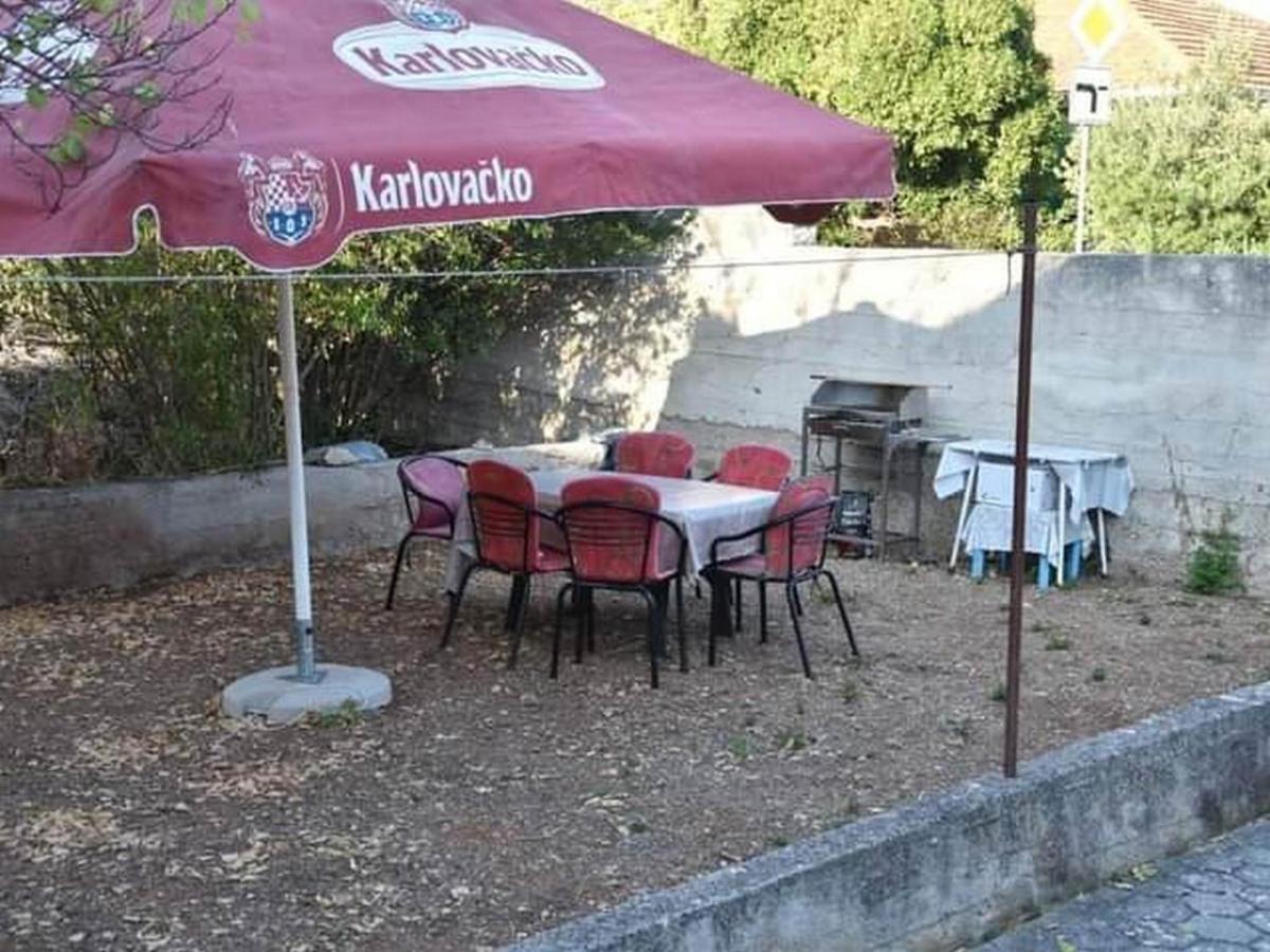 Apartment Manigo Supetar Zewnętrze zdjęcie