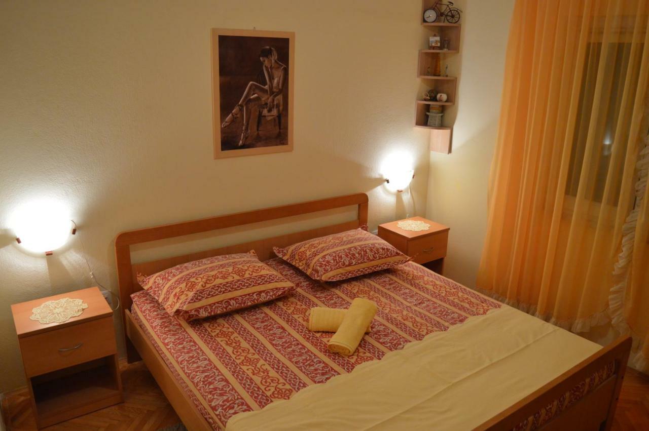 Apartment Manigo Supetar Zewnętrze zdjęcie